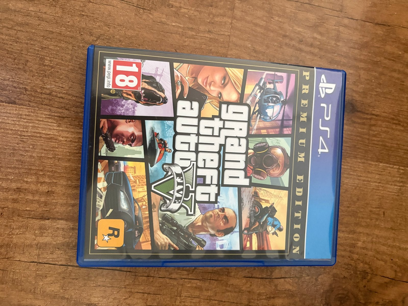 Grand Theft Auto V (GTA 5) Premium Edition PS4, Online, Vanaf 18 jaar, Zo goed als nieuw, 3 spelers of meer