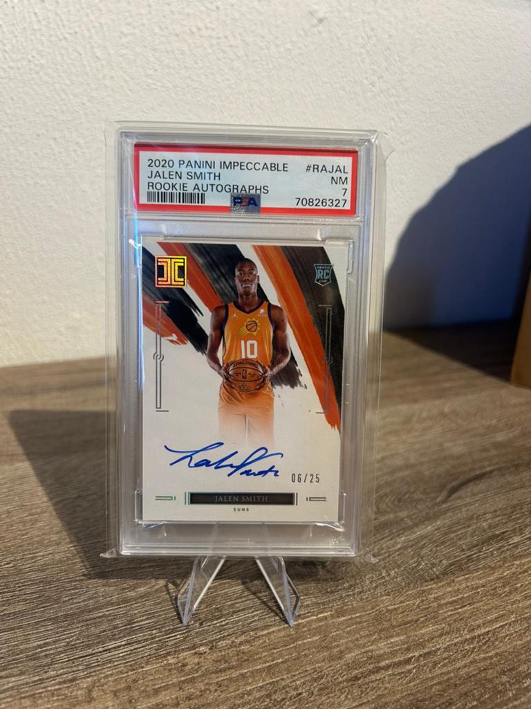 Jalen Smith 2020 Impeccable Rookie Autographs PSA 7 /25 RC, Verzamelen, Sportartikelen en Voetbal, Ophalen of Verzenden, Zo goed als nieuw