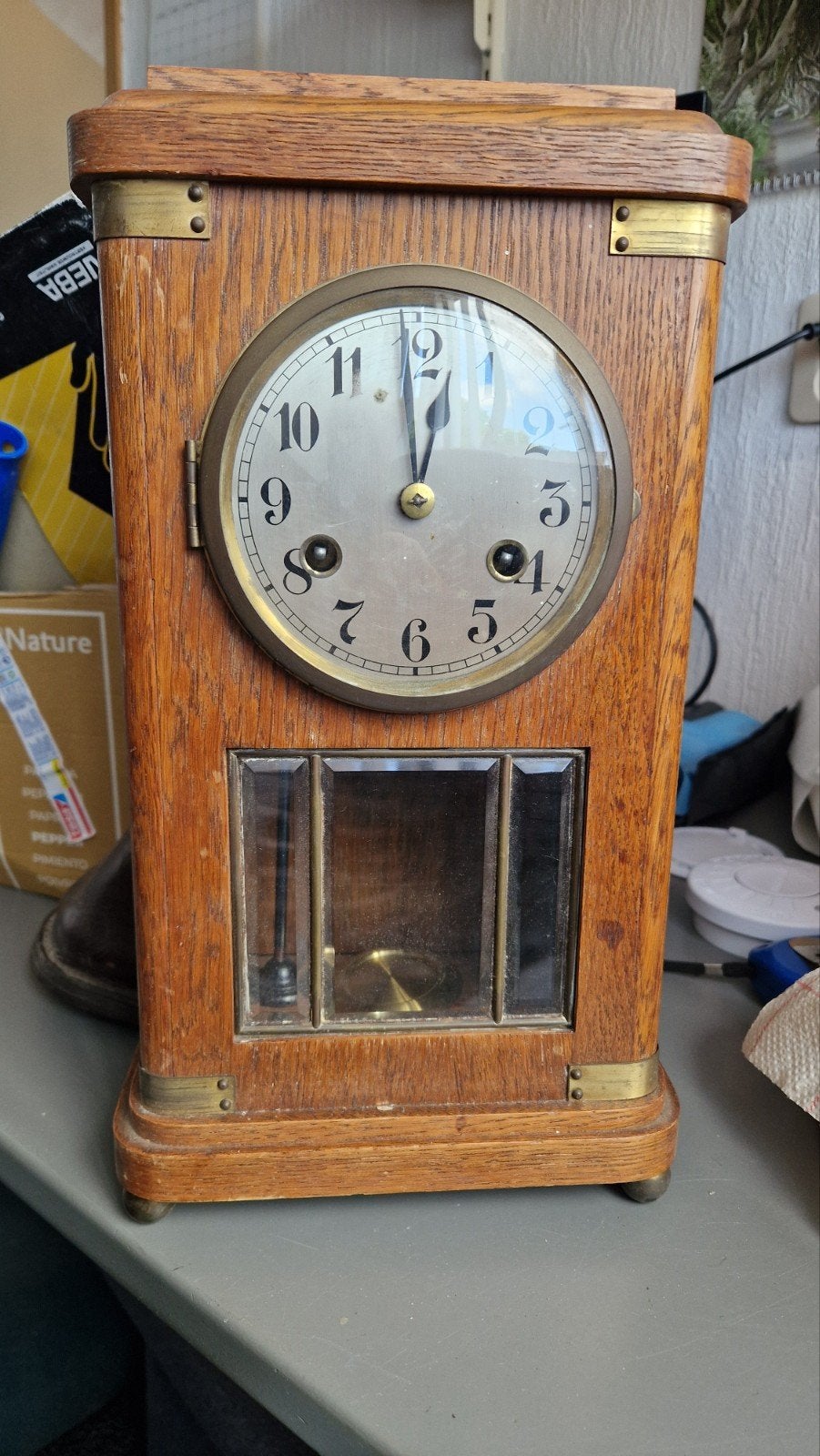 Antieke tafelklok Junghans 1912, Ophalen