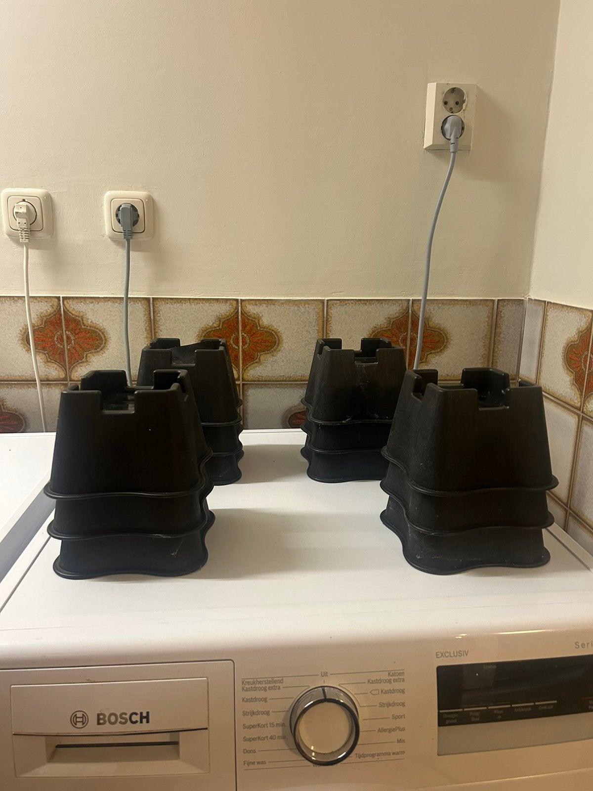 Bed VERHOGERS , op verschillende hoogtes te maken, Diversen, Verpleegmiddelen, Ophalen of Verzenden, Zo goed als nieuw