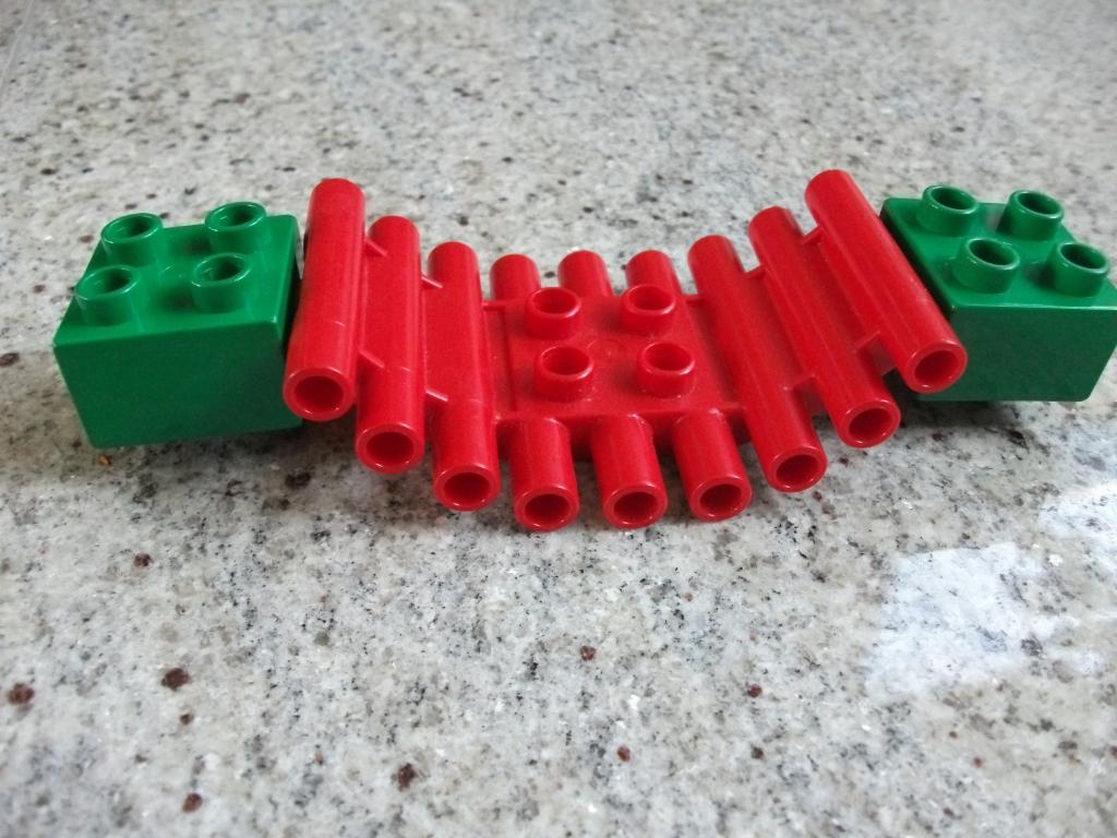 Lego Duplo rode brug groene ophangblokjes, Ophalen of Verzenden, Gebruikt, Losse stenen, Duplo