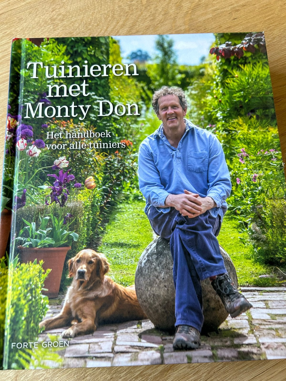 Tuinieren met Monty Don: Het handboek voor alle tuiniers, Boeken, Ophalen of Verzenden, Zo goed als nieuw, Tuinieren en Tuinplanten