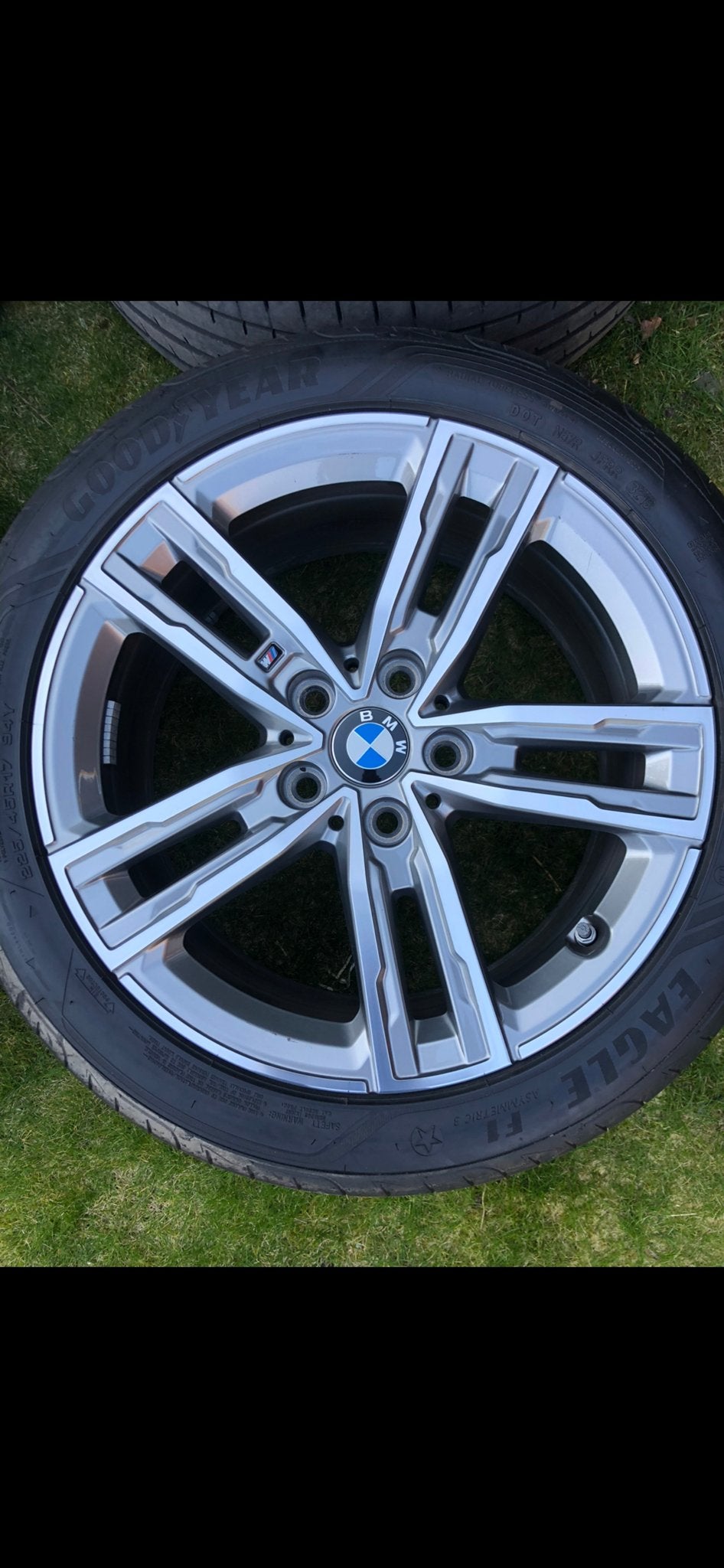 4 Velgen met band 225 /45 R17 voor BMW 1 serie F40, Ophalen, Gebruikt, Banden en Velgen, 17 inch