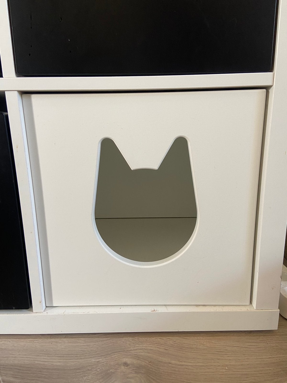 KALLAX Kattenhuis, wit, 33x33 cm, Ophalen, Zo goed als nieuw