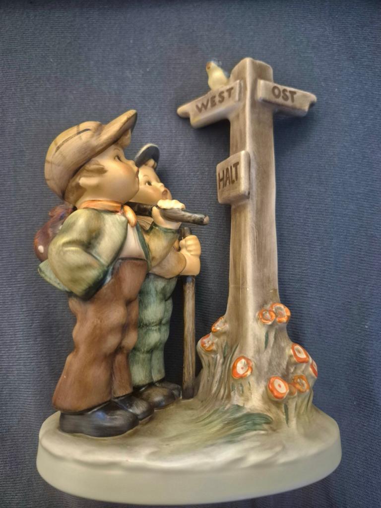 Goebel, Verzamelen, Beelden en Beeldjes, Ophalen of Verzenden, Hummel