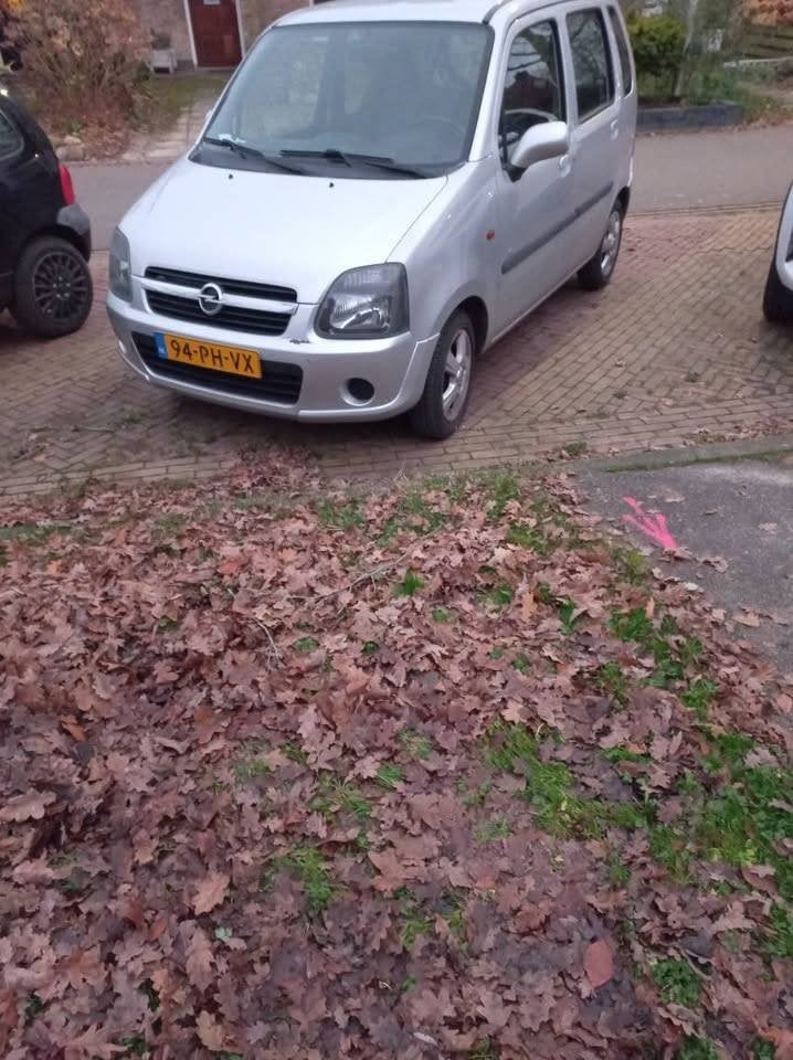 Opel Agila 1.2 I 16V 2004 Grijs, Auto's, Voorwielaandrijving, Stof, Beige, Origineel Nederlands