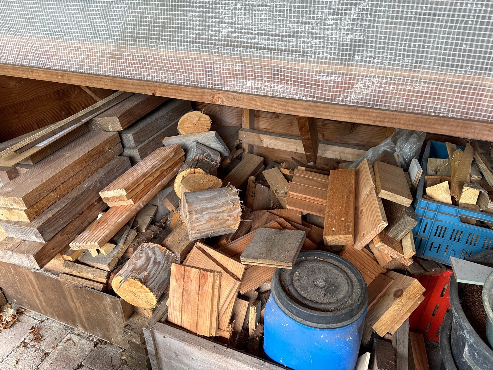 Diverse partij hout: planken, balken en resthout, Ophalen, Gebruikt, 25 tot 50 mm, Balk