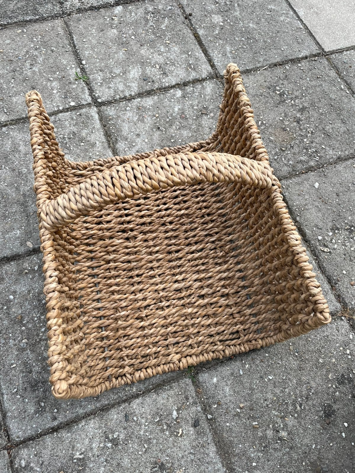 Mand lectuur, Ophalen, Gevlochten, Zo goed als nieuw, Riet