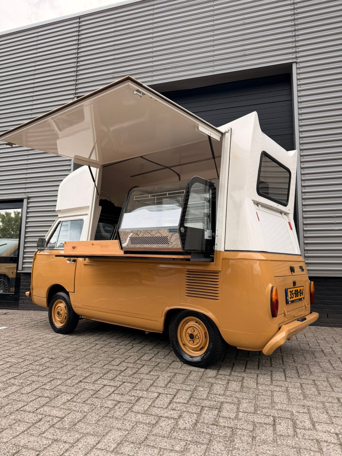 Fiat 900 Oldtimer Foodtruck – volledig gerestaureerd, foto 11