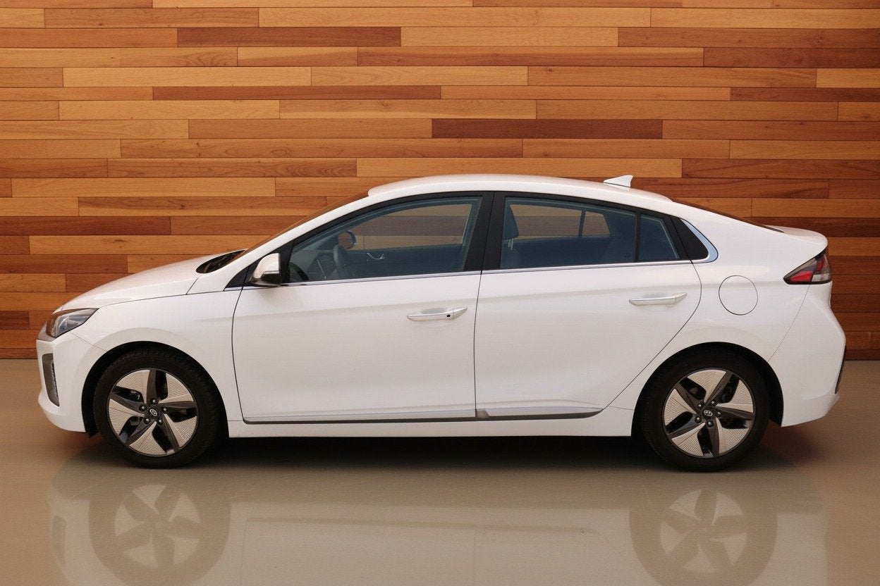 Hyundai IONIQ 1.6 GDi Premium - Plus | HYBRIDE | VERKOCHT, Auto's, 28 km/l, Gebruikt, Met garantie (alle), Wit