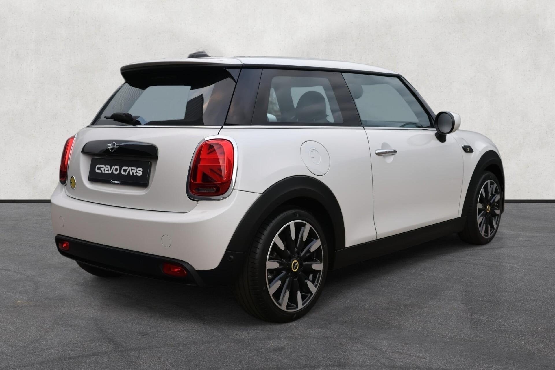 Mini Electric Classic 33 kWh | PANO | Keyless | SOH 96.8% |, Auto's, Gebruikt, 33 kWh, 4 stoelen, 184 pk