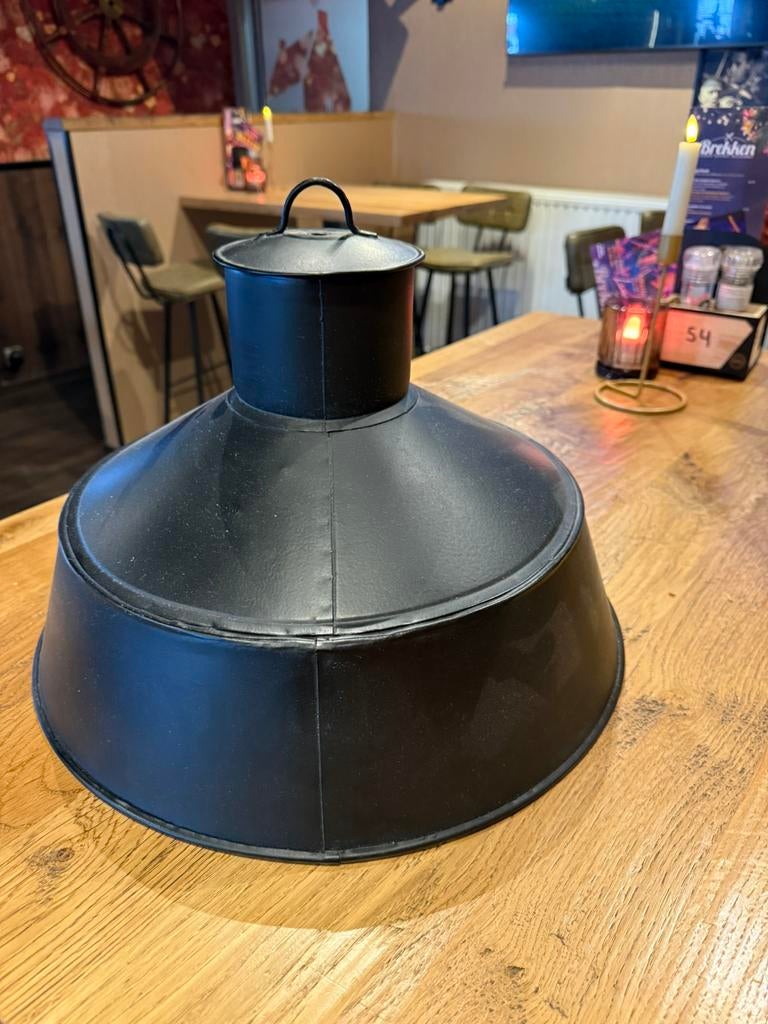 Lampenkap zwart metaal 11 stuks, Ophalen, Zo goed als nieuw, Metaal, Minder dan 50 cm