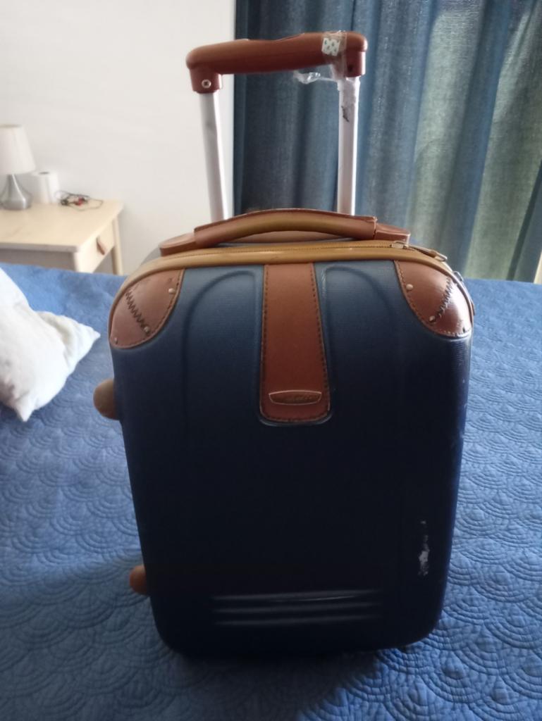 Handige compacte reiskoffer 50x35x20 cm, Sieraden, Tassen en Uiterlijk, Koffers, Ophalen of Verzenden, Gebruikt, Wieltjes