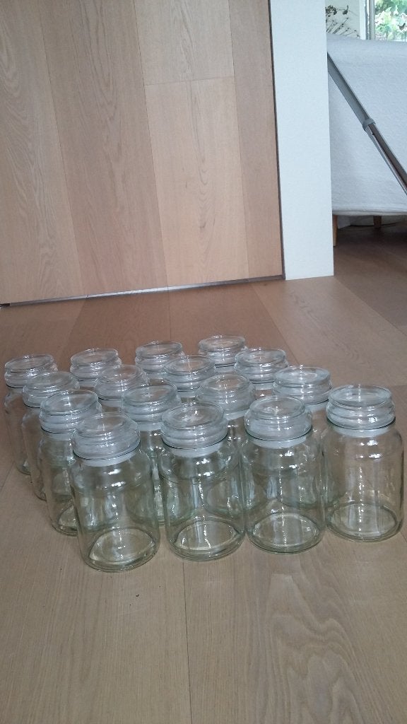 Glazen potten met deksel, per stuk € 1,--, Ophalen of Verzenden, Glas, Pot, Bus of Blik
