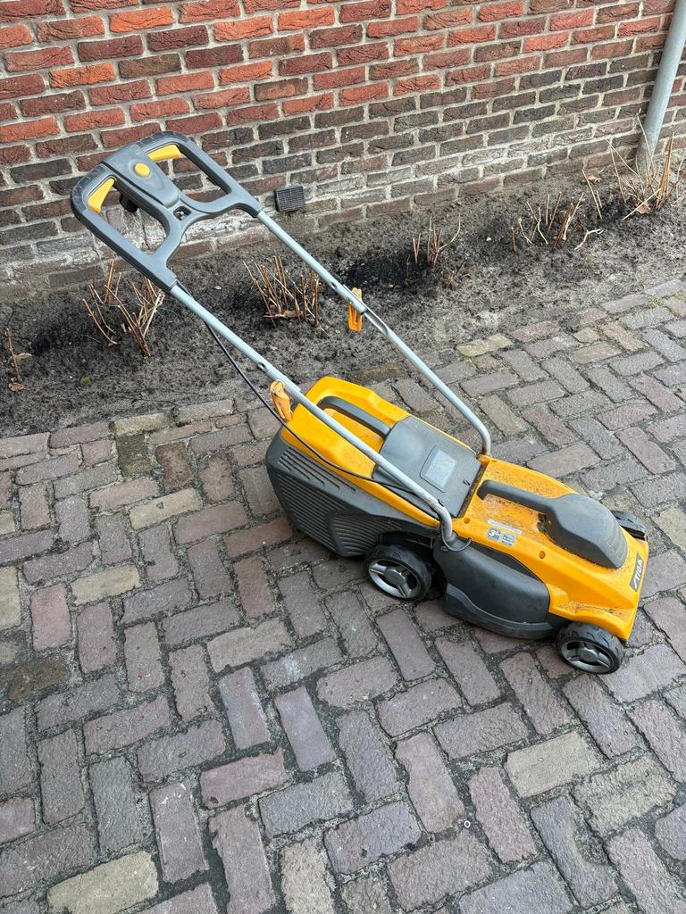 Tiga grasmaaier 35 cm, Ophalen, Cirkelmaaier, Gebruikt, Elektrische grasmaaier