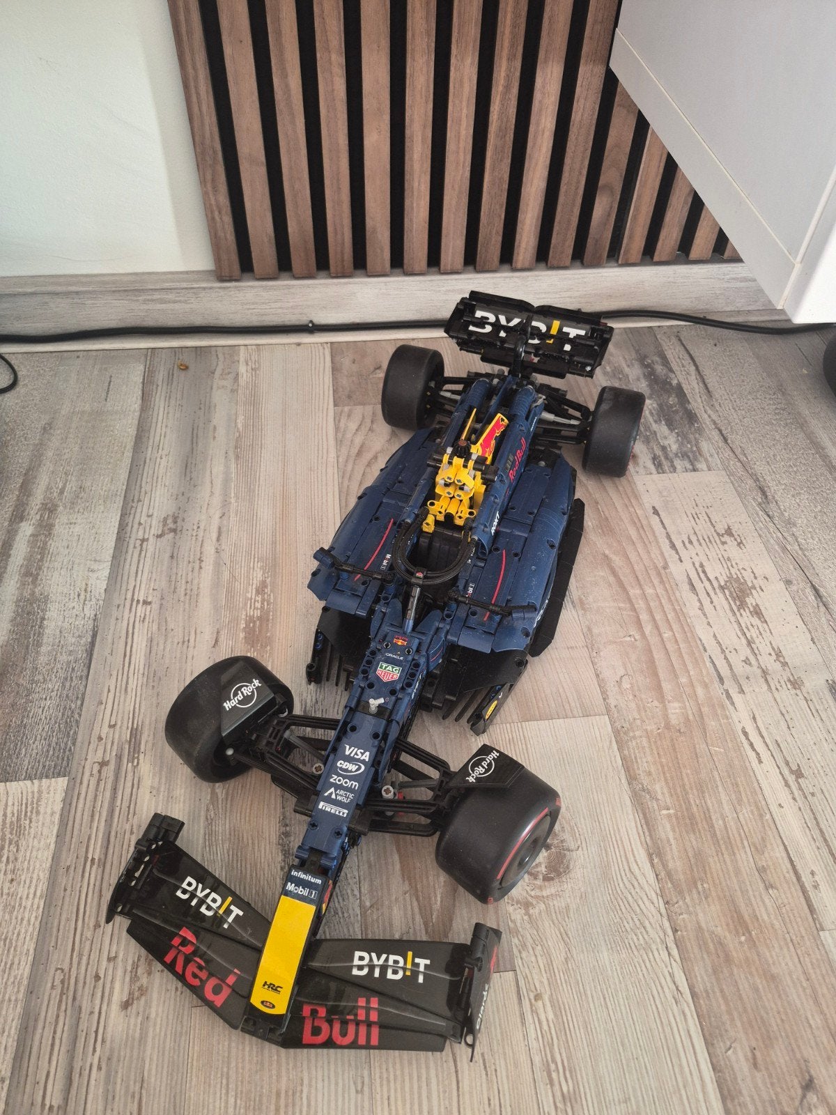 LEGO Technic Red Bull Racing Formule 1 Auto, Ophalen