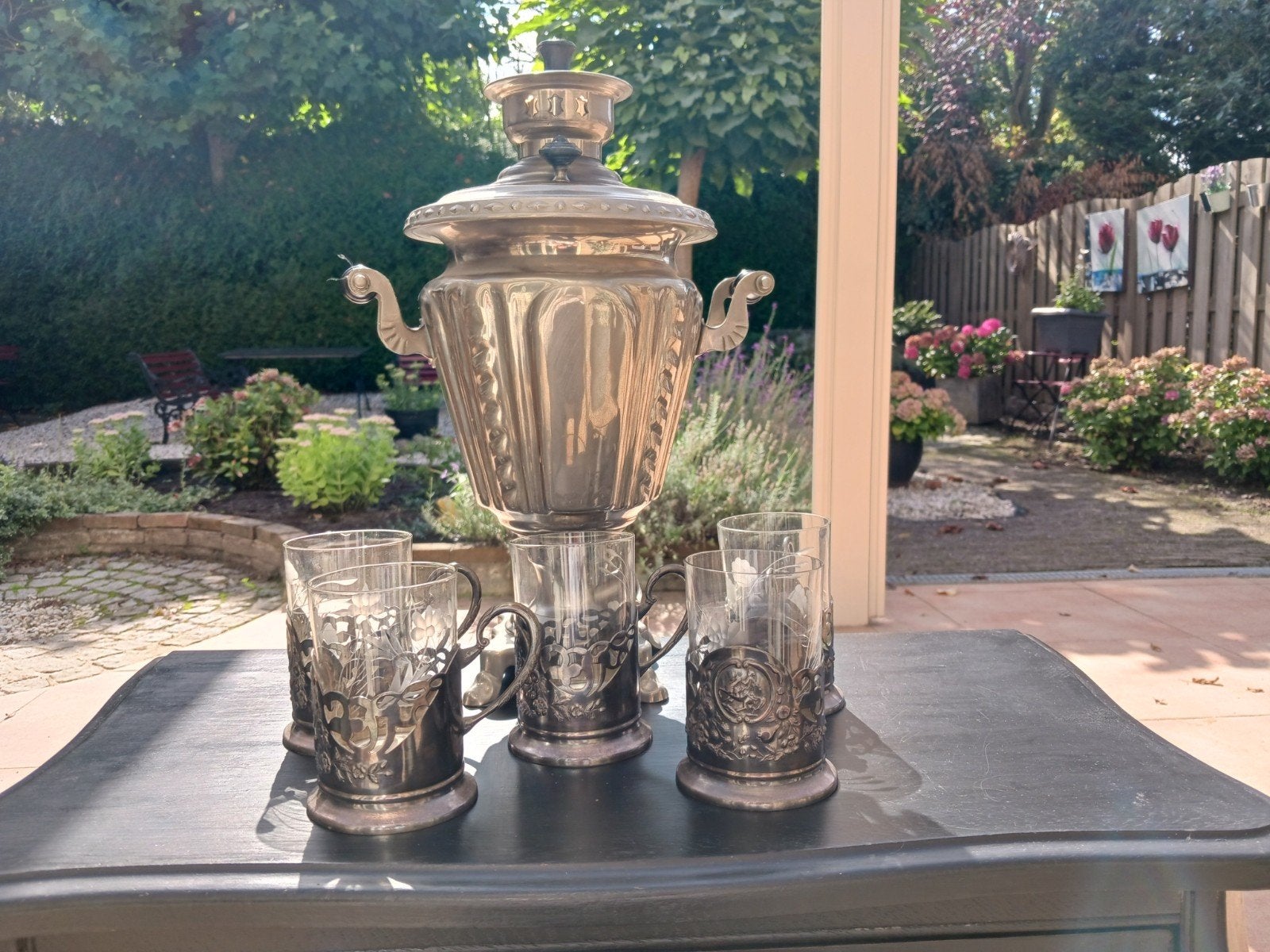 russische  samovar  met 5 glazenhouders met glas   heel mooi, Ophalen of Verzenden