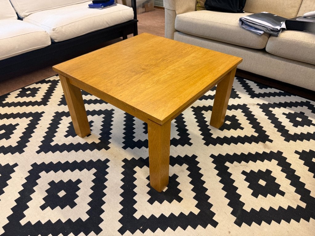 Massief eiken salontafel 70 x 70 cm, Ophalen, Gebruikt, 50 tot 100 cm, 50 tot 100 cm