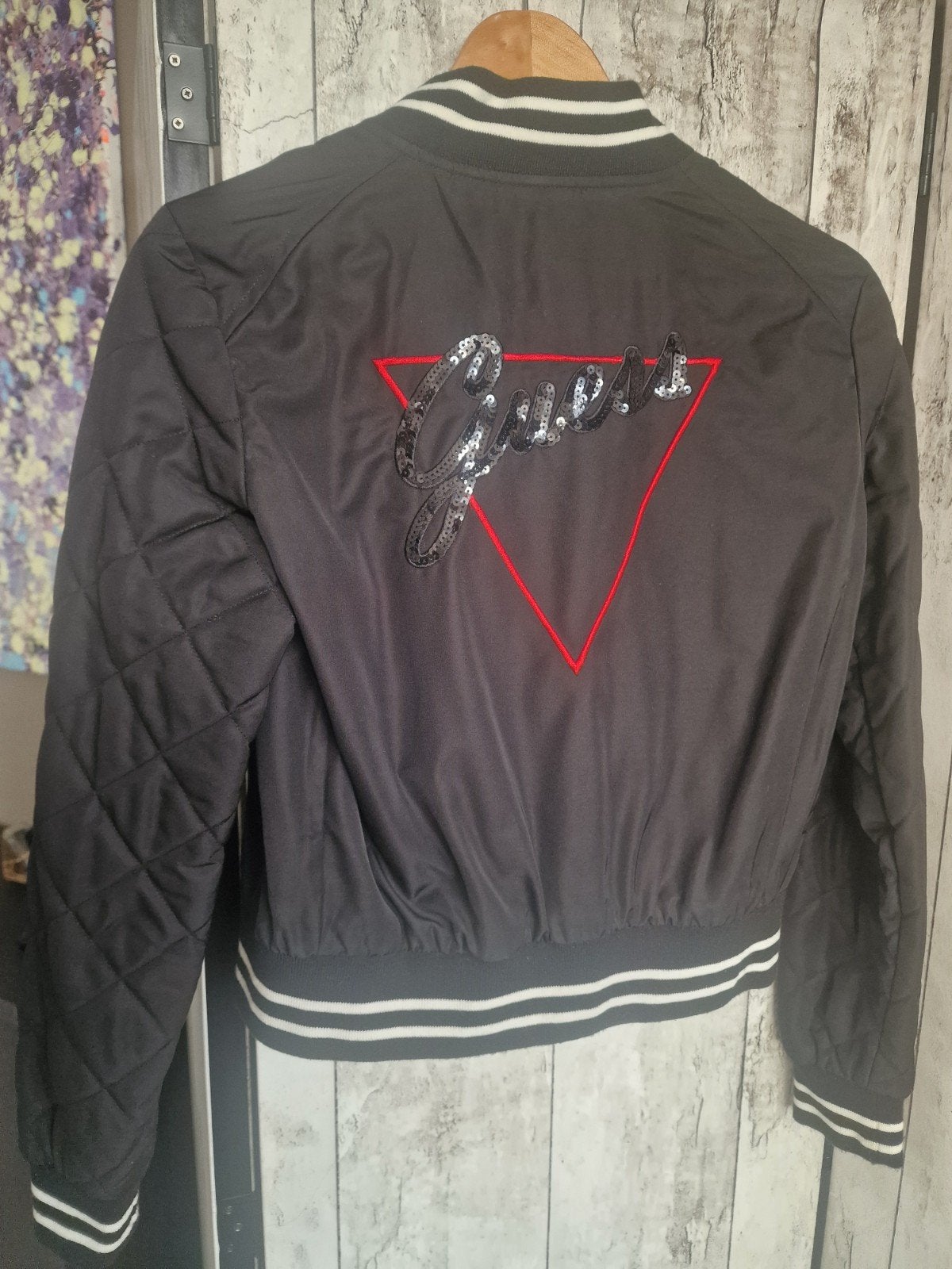 Guess bomberjack met pailletten logo - Maat S, Guess, Zwart, Ophalen of Verzenden, Zo goed als nieuw