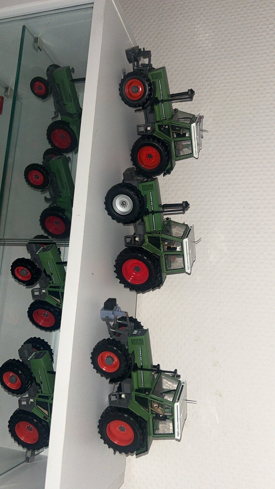 615-612-615 miniatuur, Ophalen of Verzenden, Zo goed als nieuw, Tractor of Landbouw, Overige merken