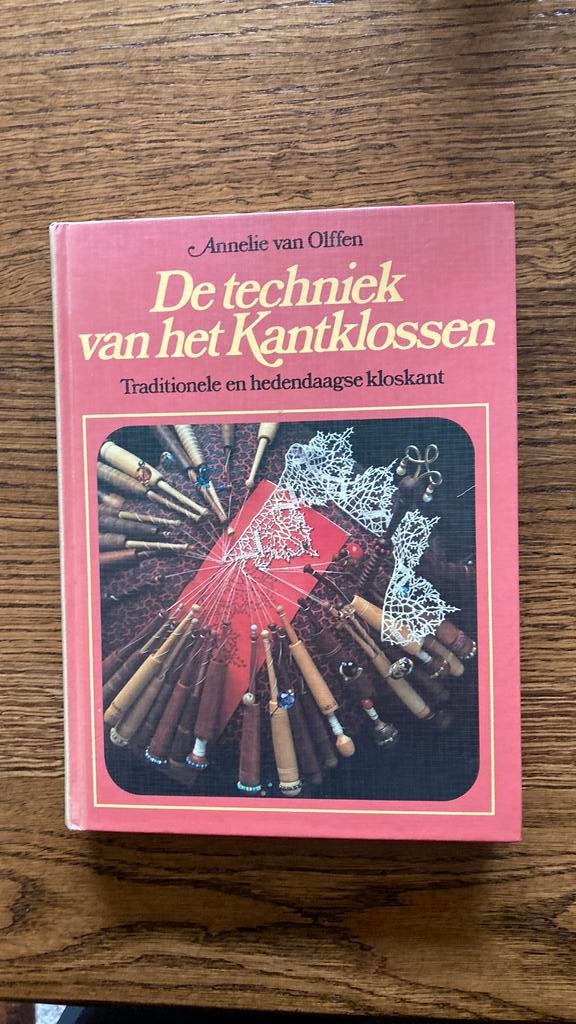 De techniek van het kantklossen, Verzenden, Zo goed als nieuw, Boek of Tijdschrift