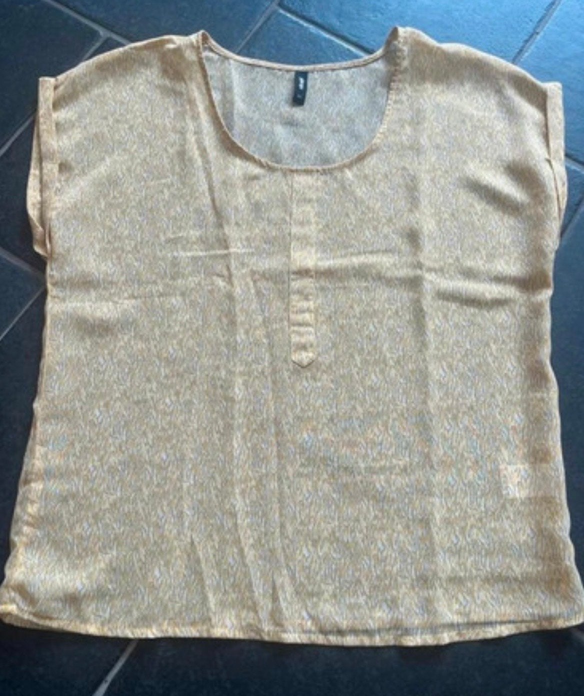 Gelig Eksept shirt maat XL - Ideaal voor de zomer, Kleding | Dames, T-shirts, Geel, Maat 46/48 (XL) of groter, Ophalen of Verzenden