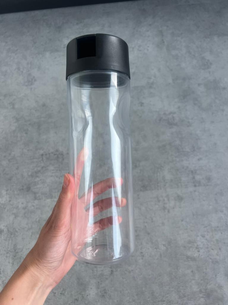 Tupperware olie / azijn container 1.0 liter, Overige typen, Ophalen of Verzenden, Zo goed als nieuw