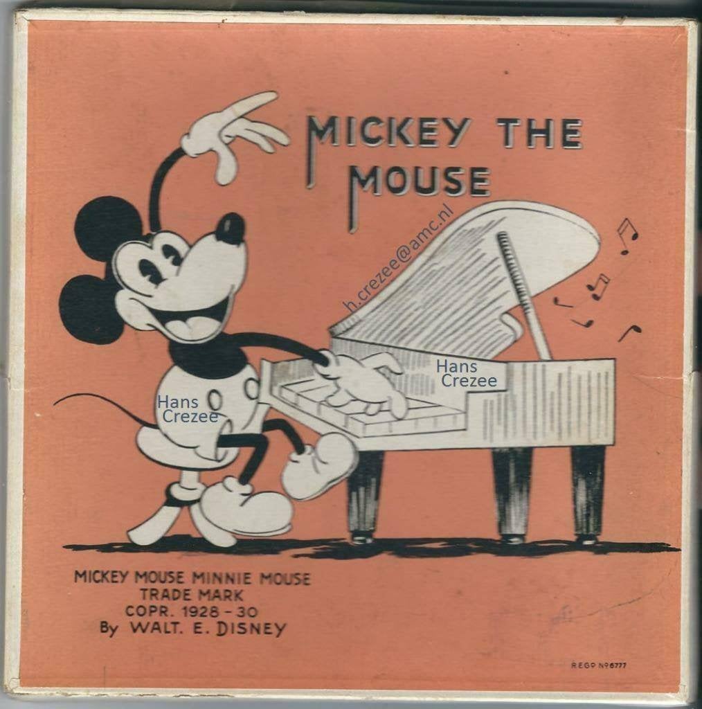 ik zoek oud antiek Disney Mickey Mouse zakdoek 1930 jaren 30, Ophalen of Verzenden, Mickey Mouse, Gebruikt, Kleding of Textiel