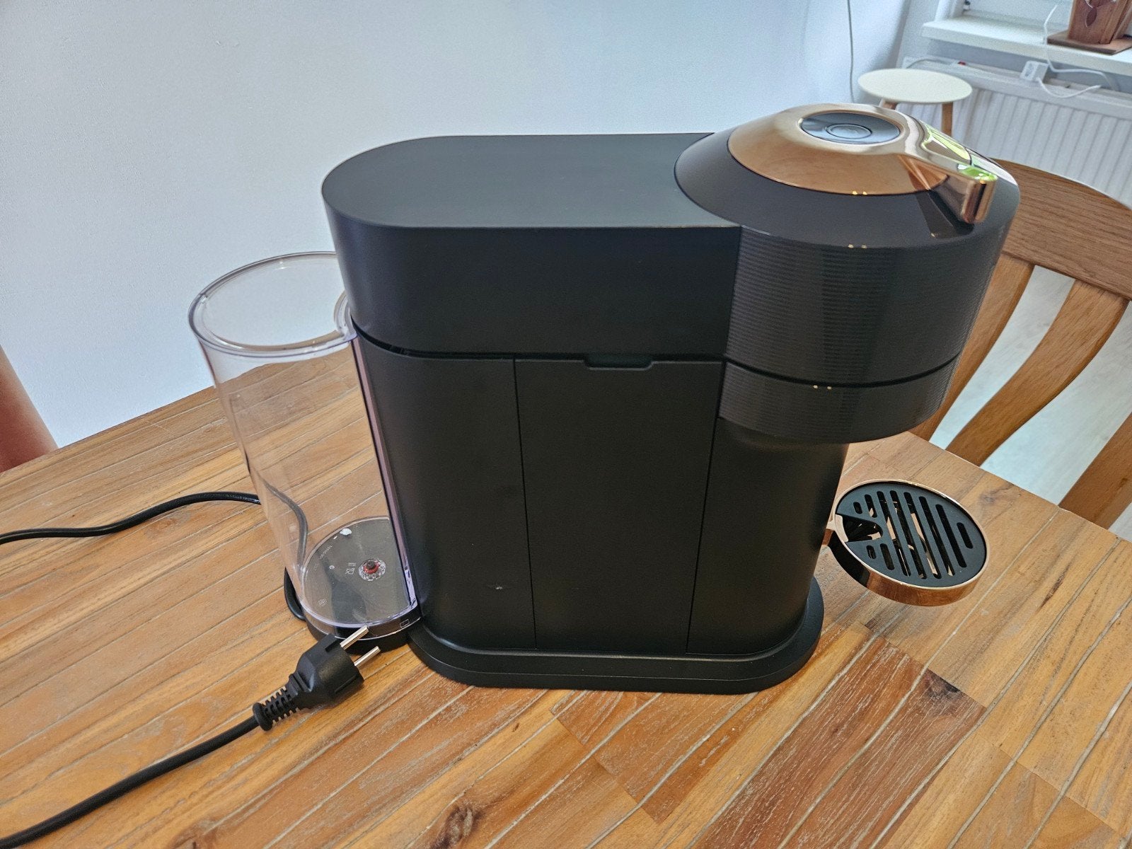 Nespresso Vertuo Next koffiemachine - incl. 10 cups, Koffiemachine, Ophalen of Verzenden, Zo goed als nieuw, 4 tot 10 kopjes