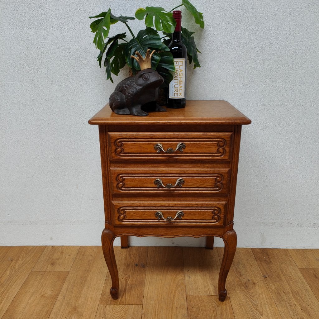 Vintage Queen Ann ladekastje ladekast nachtkastje 203, Gebruikt, Info@flashbackfurniture.nl, Eikenhout, Flashback Furniture