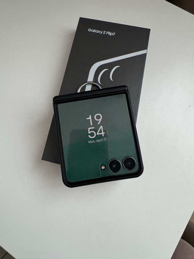 Samsung Galaxy Z Flip 7 (512GB), Telecommunicatie, Mobiele telefoons | Samsung, Zwart, Touchscreen, Nieuw, Zonder simlock