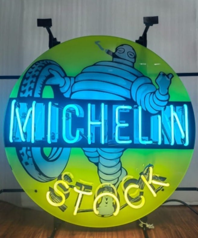 Michelin stock neon en veel andere USA mancave garage neons, Lichtbak of (neon) lamp, Ophalen of Verzenden, Zo goed als nieuw