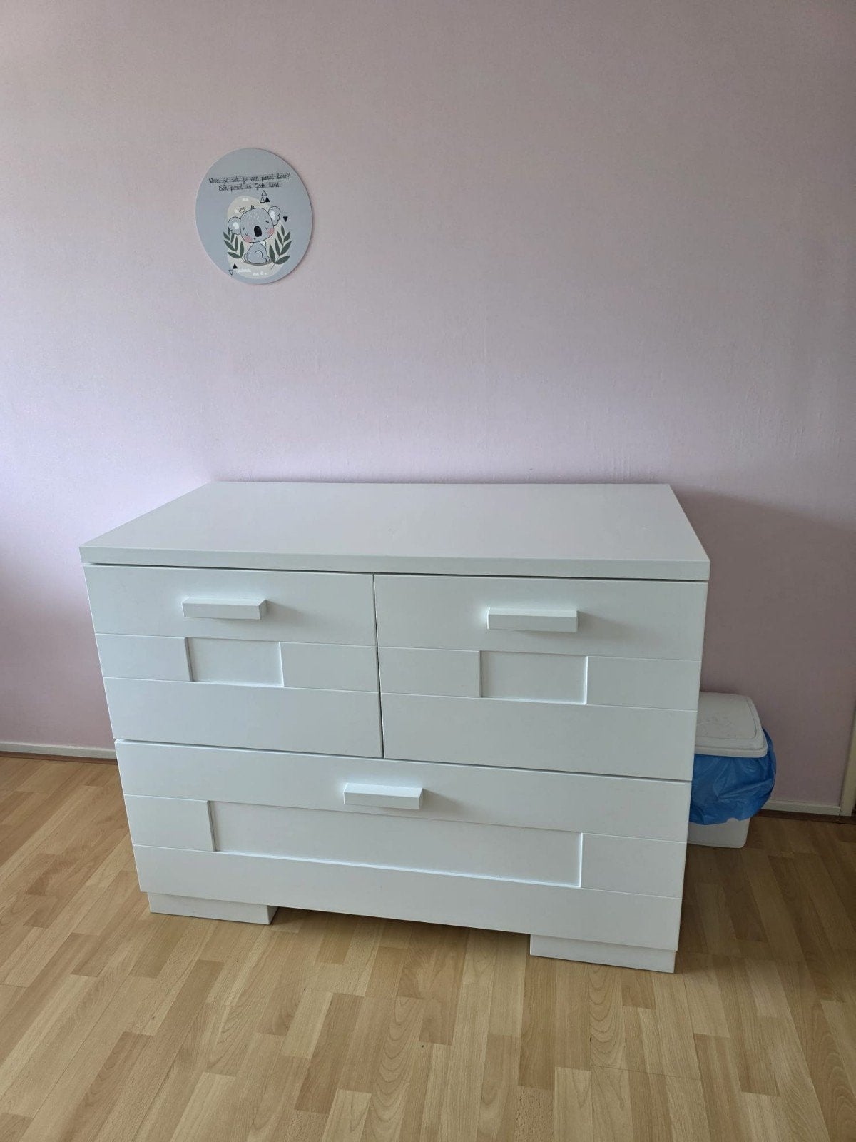 Ledikant, commode en schommelstoel., Ophalen, Gebruikt, 50 tot 70 cm, 100 cm of meer