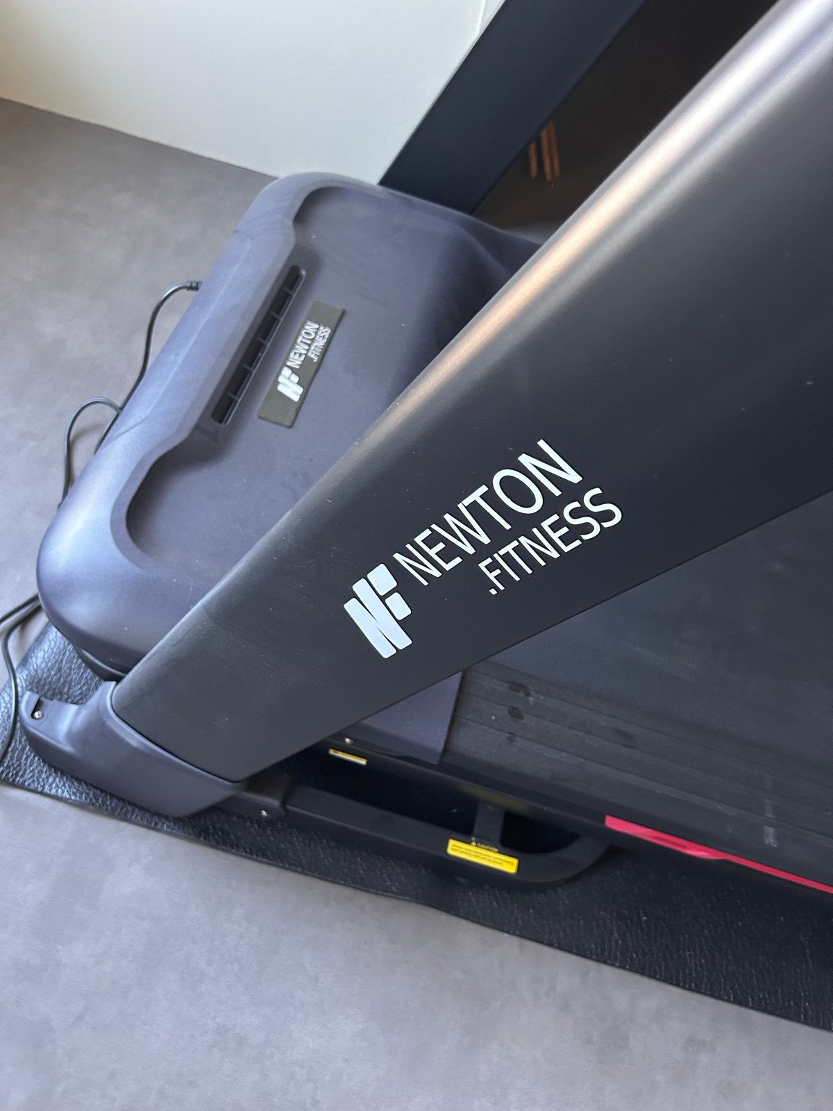 Newton Fitness Loopband met Hellingshoek en Groot Loopvlak, Ophalen, Gebruikt, Metaal, Loopband