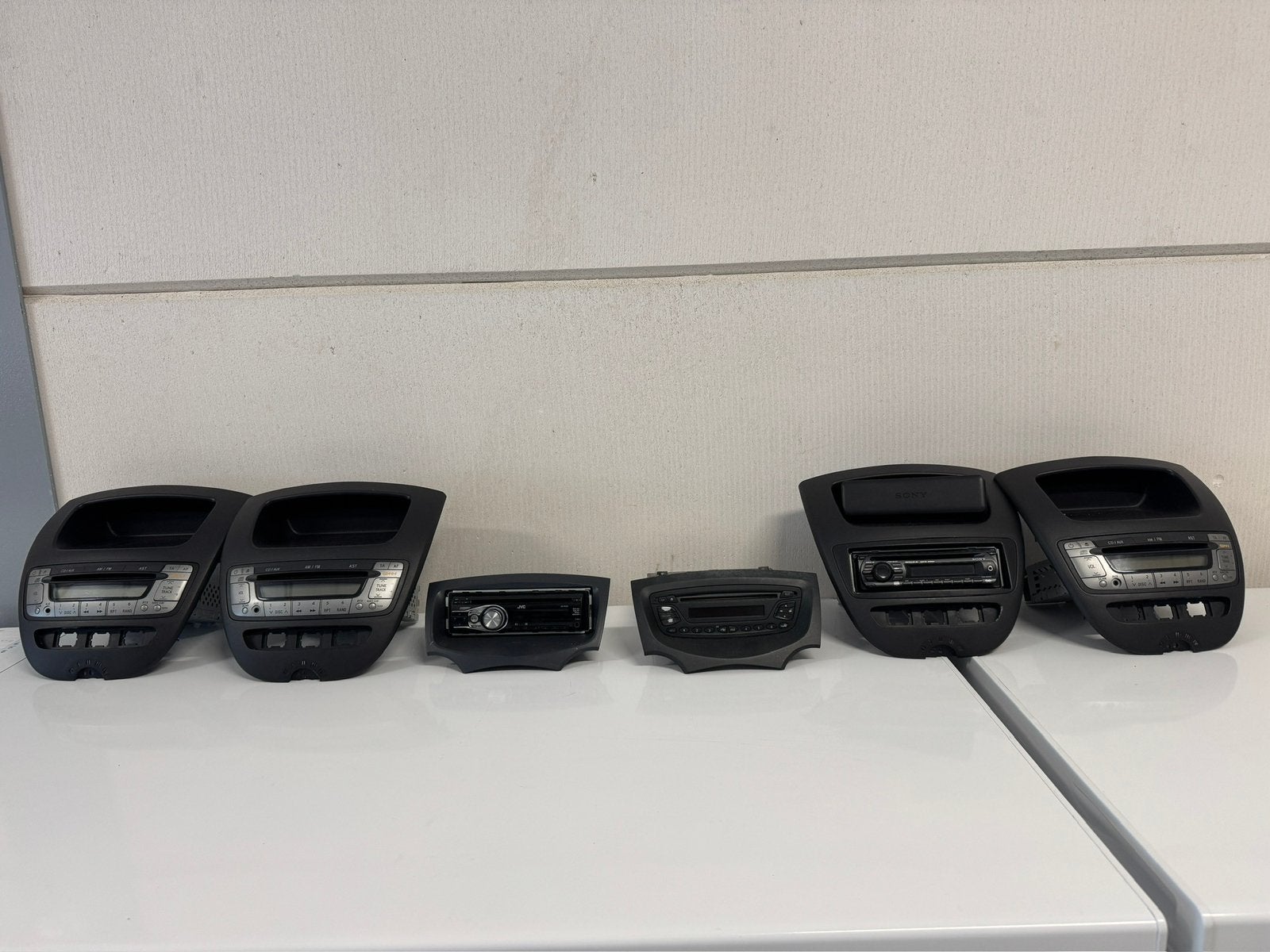 Radio’s | Ford Ka | Peugeot 107 | Citroen c1 | Toyota Aygo, Auto diversen, Ophalen, Zo goed als nieuw