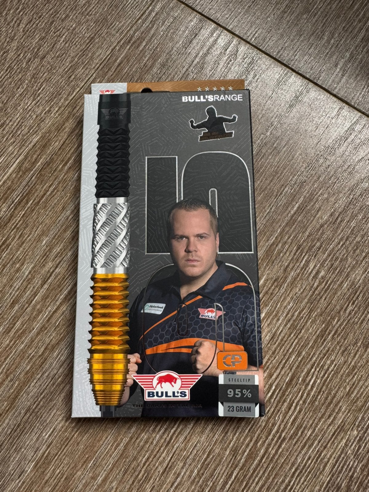 Bull's Dirk van Duijvenbode Convertible Point 95%, Sport en Fitness, Darts, Ophalen of Verzenden, Zo goed als nieuw, Pijlen