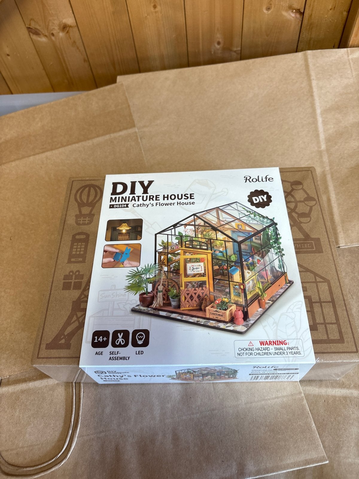 DIY Miniatuurhuis Cathy's Flower House Rolife, Overige merken, 1:50 of kleiner, Overige typen, Nieuw
