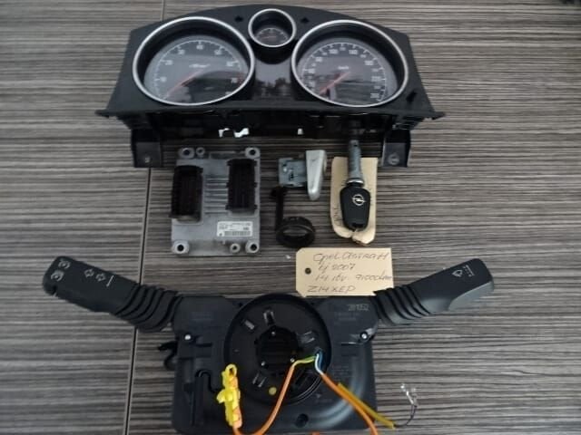 ECU Opel Astra H Z14XEP bj 2007 complete set incl sloten., Gebruikt, -, -, Opel