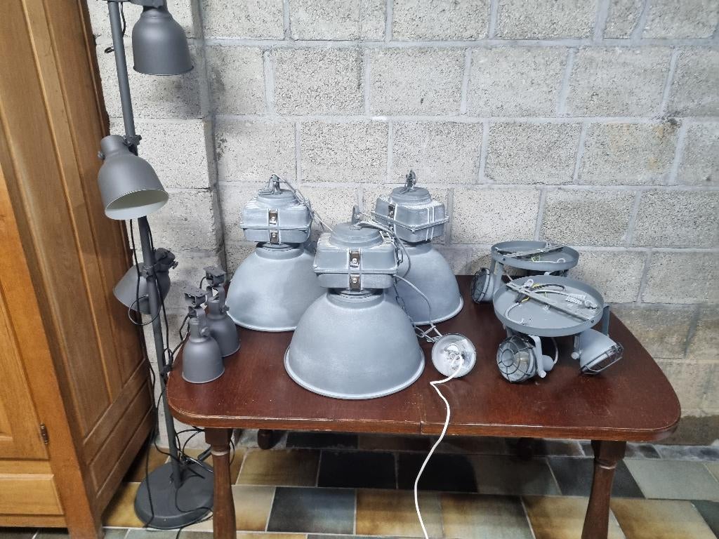 Lampenset industrieel, hanglamp - plafondlamp - staande lamp, Ophalen, Zo goed als nieuw, Metaal, Minder dan 50 cm