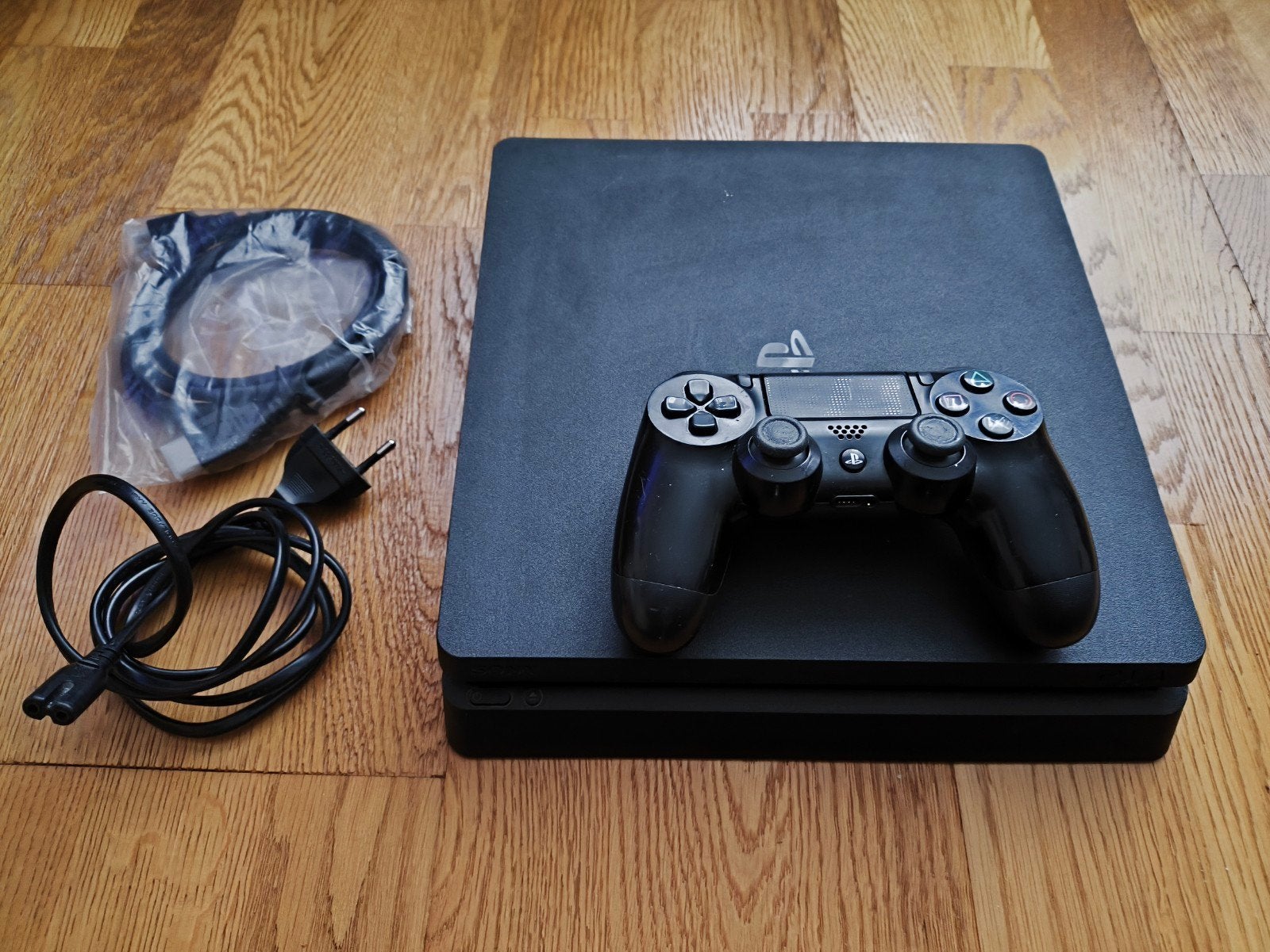 PlayStation 4 Slim 500GB - met controller ps4, Spelcomputers en Games, Spelcomputers | Sony PlayStation 4, Ophalen