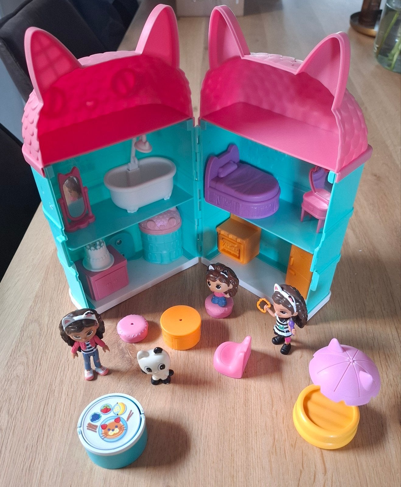 Gabby's dollhouse, Ophalen of Verzenden, Zo goed als nieuw, Poppenhuis