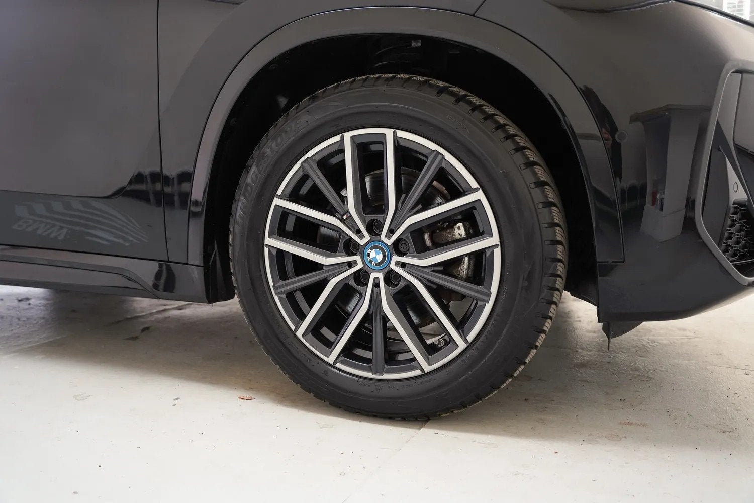 Foto 35 van BMW X1 xDrive25e M Sport Shadow [ SOH 92,5% ] [ LED HUD 360