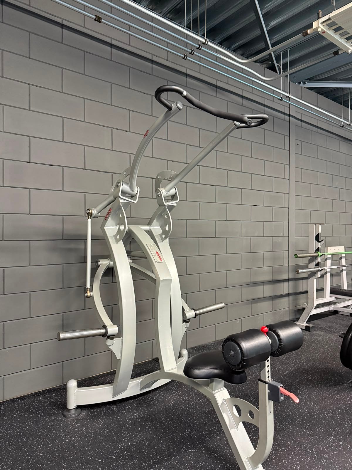 Panatta Lat machine convergent plate loaded, Sport en Fitness, Fitnessmaterialen, Ophalen, Zo goed als nieuw, Overige typen