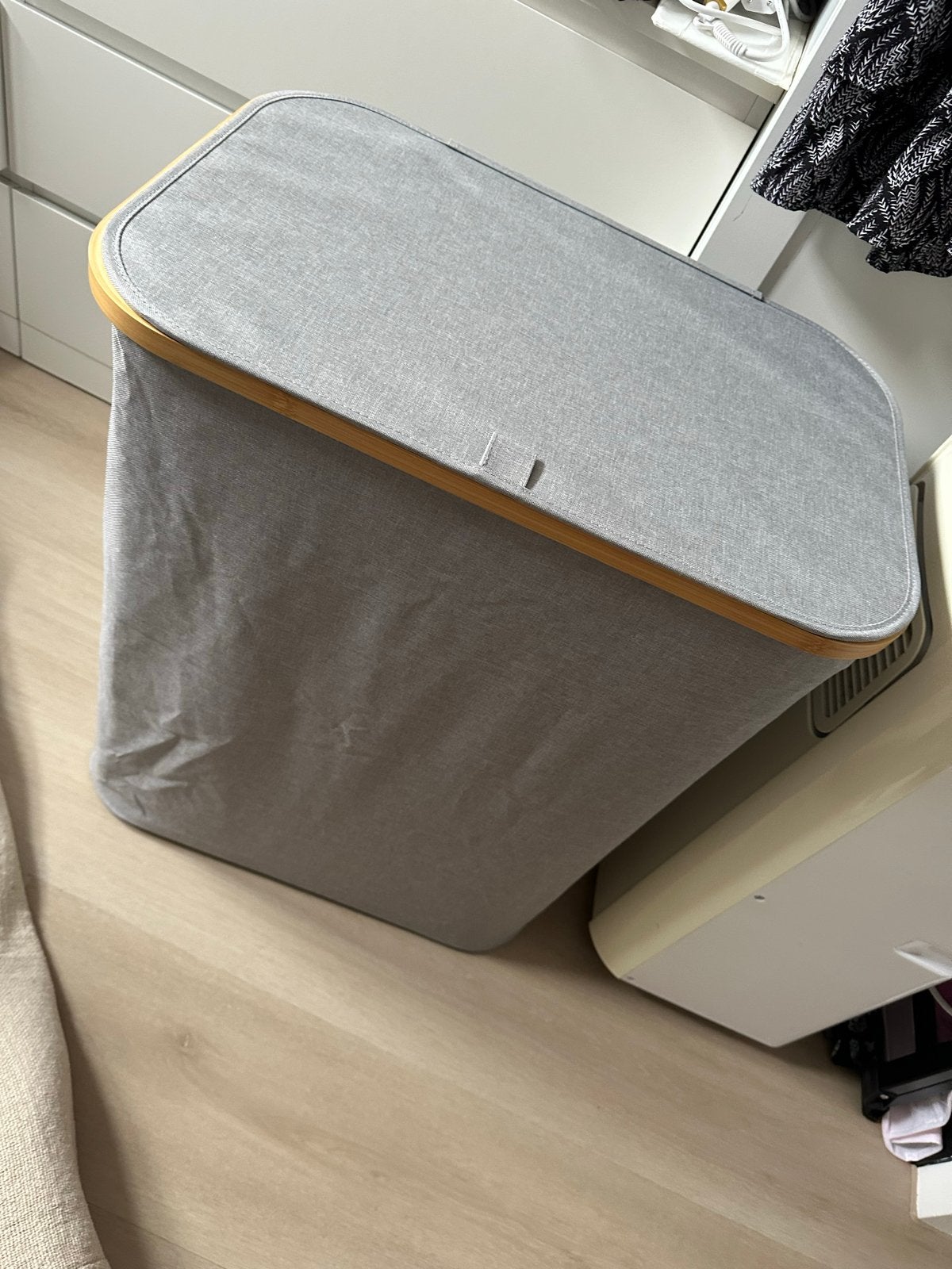 Grijze wasmand met 2 uitneembare zakken, Ophalen of Verzenden, Zo goed als nieuw, Grijs, Textiel