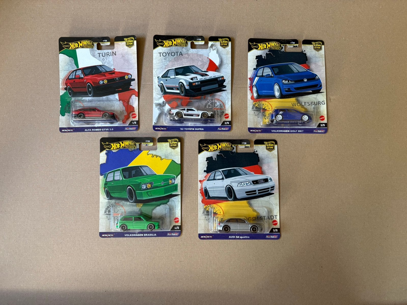 Hot Wheels Premium World Tour Set, Overige merken, Auto, Groter dan 1:32, Ophalen of Verzenden