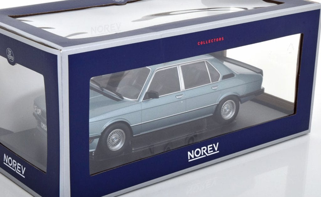 BMW M535i '80 L.BlAUW metallic schaal 1/18 NOREV ref. 183269, Ophalen of Verzenden, Nieuw, Auto, Norev
