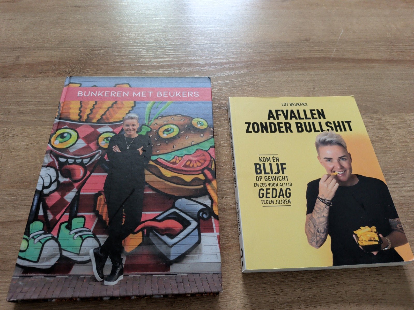 Lot Beukers: Bunkeren met Beukers & Afvallen Zonder Bu, Ophalen of Verzenden, Zo goed als nieuw, Dieet en Voeding, Lot Beukers