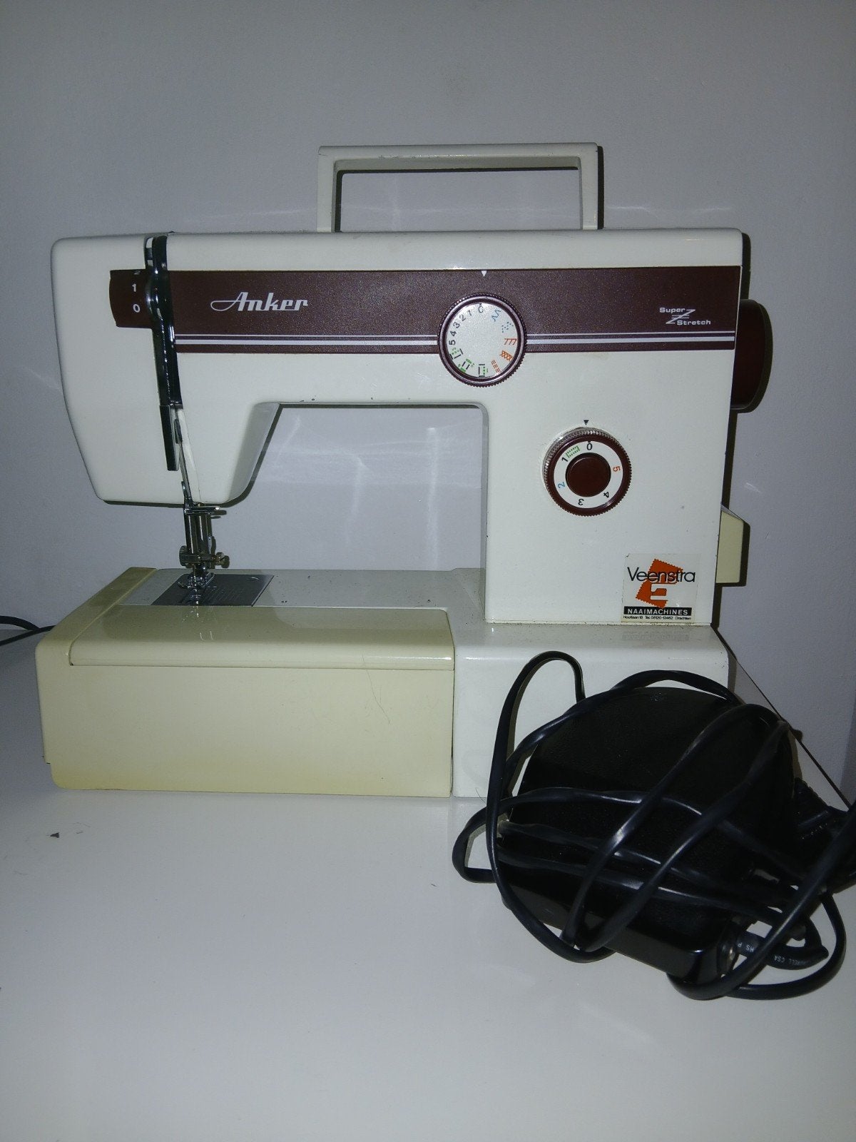Anker Veebita Naaimachine - Vintage Model, Ophalen, Zo goed als nieuw, Naaimachine, Overige merken
