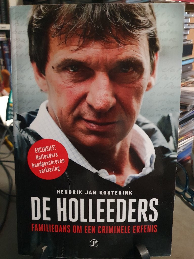 De Holleeders Familiedans om een criminele erfenis, Boeken, Ophalen