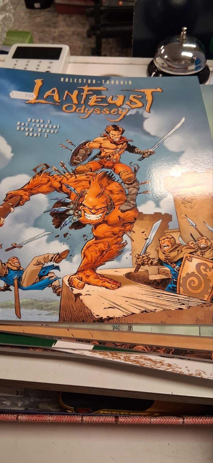 Lanfeust Odyssey - Boek 1: Het raadsel Goud-Azour deel 1, Boeken, Eén stripboek, Ophalen of Verzenden, Zo goed als nieuw, Arleston, Tarquin